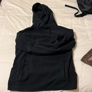 Gymshark sweatshirt lightly worn, like new. Originally $99.